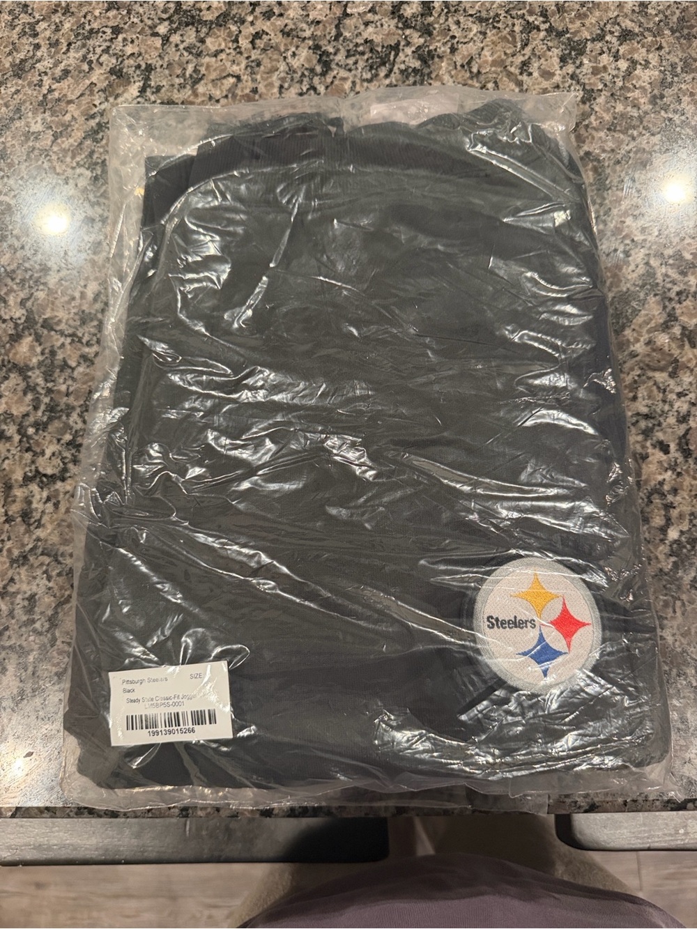 New in bag Steelers Lululemon steady state joggers